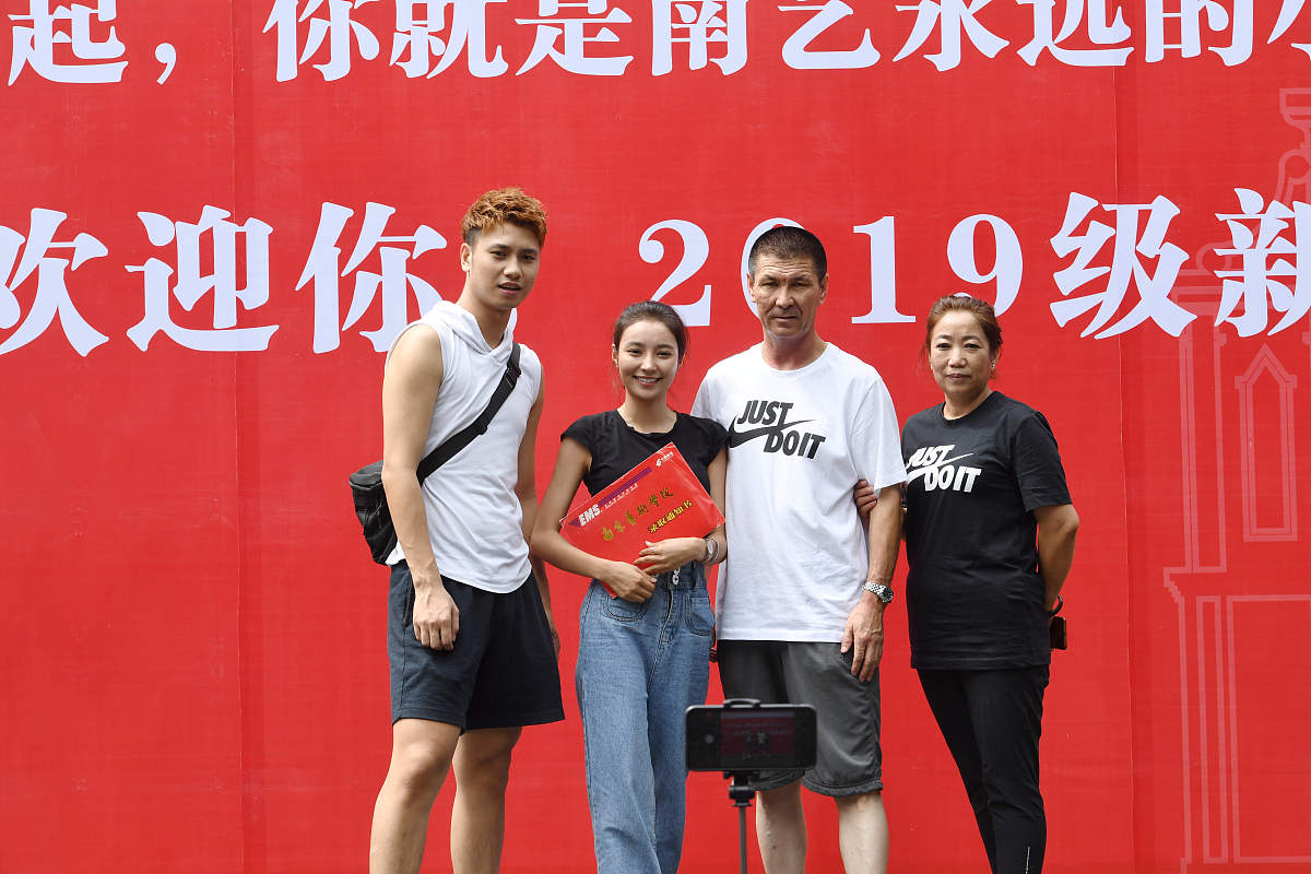 开云体育中国官网-球员们在场上的精湛技艺令人惊叹